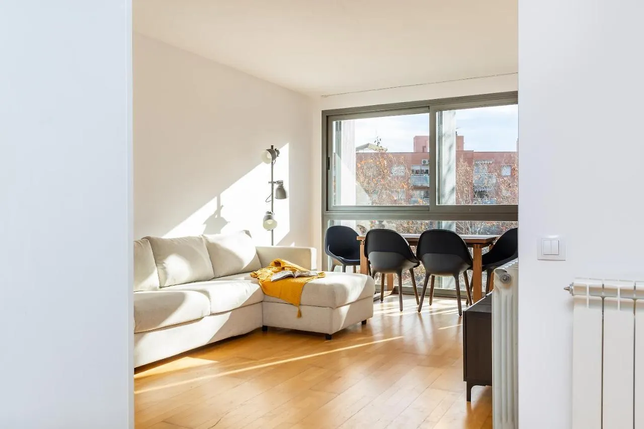 2Br - 2Bh Apartment Close To The Beach Barcelona