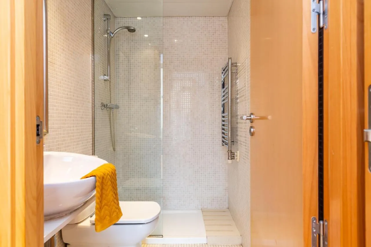 2Br - 2Bh Apartment Close To The Beach Barcelona