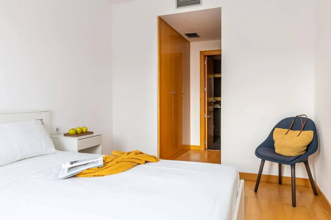 2Br - 2Bh Apartment Close To The Beach Barcelona 0*,  Hiszpania