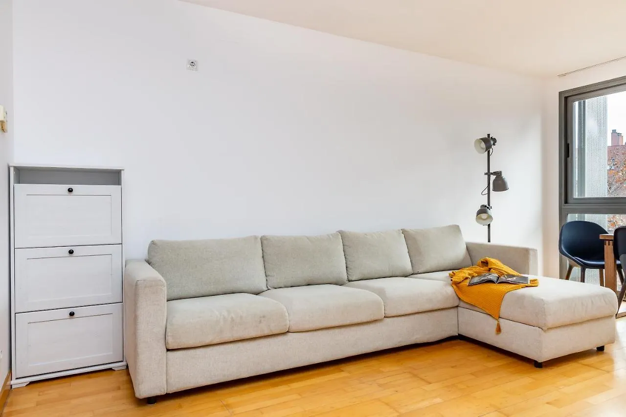 2Br - 2Bh Apartment Close To The Beach Barcelona